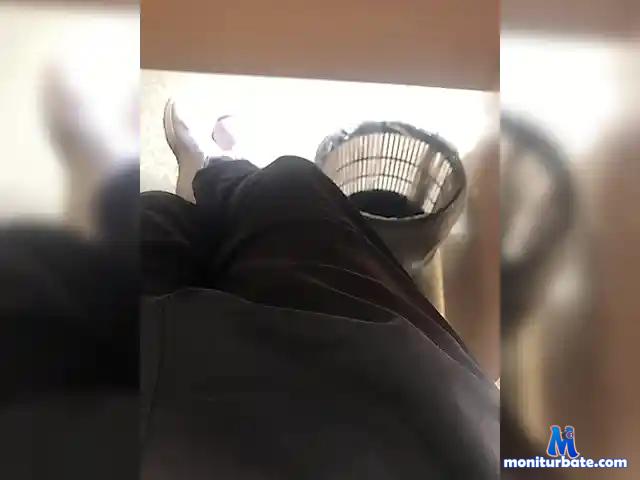 Artaru456a bongacams performer male