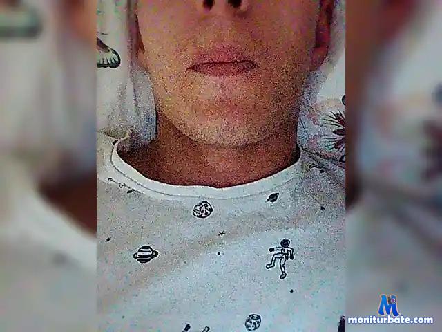 Tvoi-18 bongacams performer male