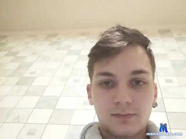 AleksHottee bongacams performer male
