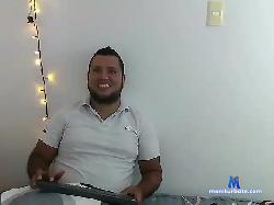 mesiashott bongacams live cam performer profile