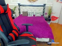 DeboraMore bongacams live cam performer profile