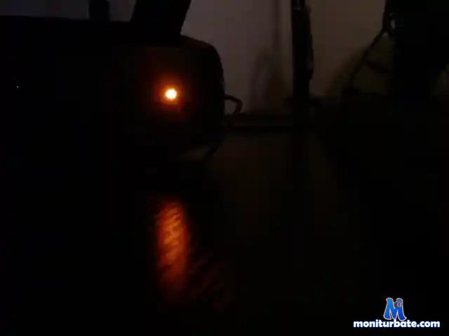 Couple4fun421 bongacams performer male