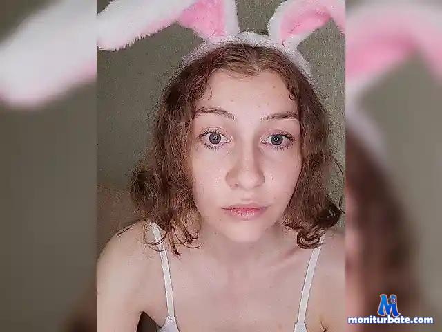 NayaCutegirl bongacams performer female