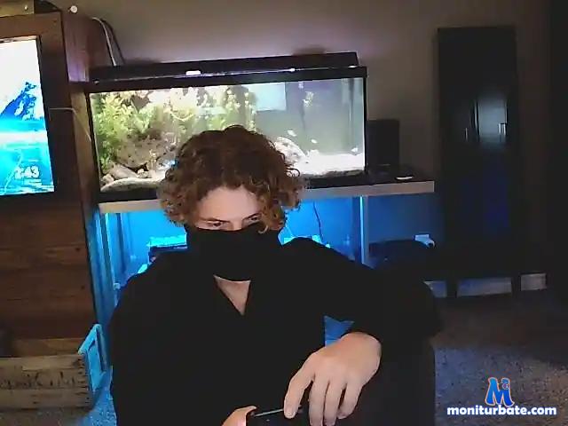 ArmaniiLive bongacams performer male