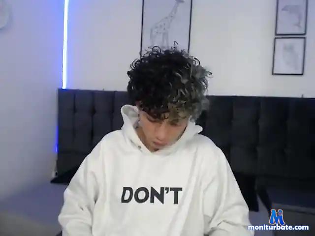 xanek-sex bongacams performer male