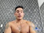 julian-cross bongacams livecam show performer room profile