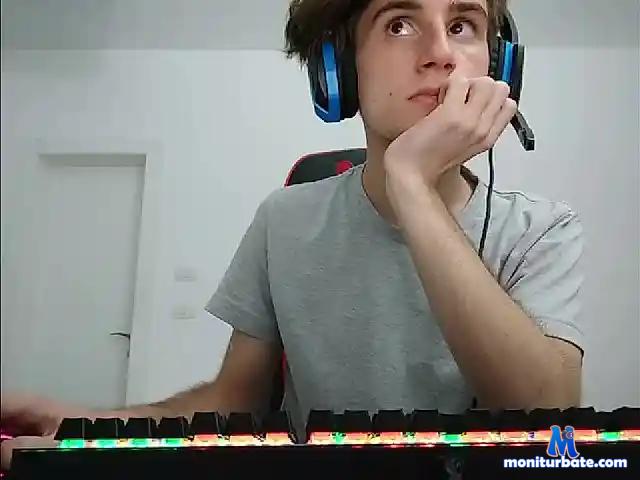 Alma321123 bongacams performer male