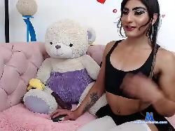 BRIANNA-GIRLH bongacams live cam performer profile
