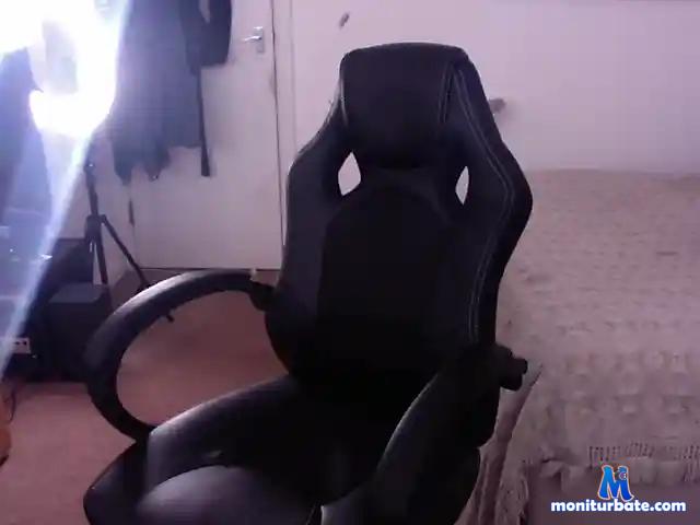 ukemo420 bongacams performer male