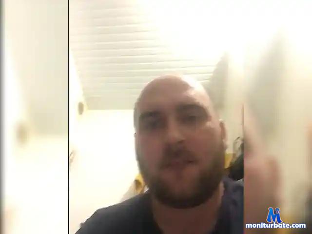 Mr-rabbit bongacams performer male