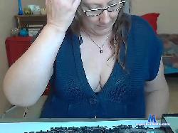 laureanne bongacams live cam performer profile