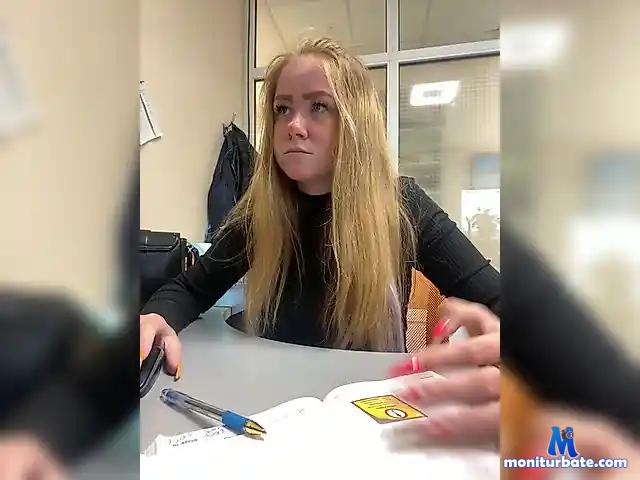 Businkaa bongacams performer female