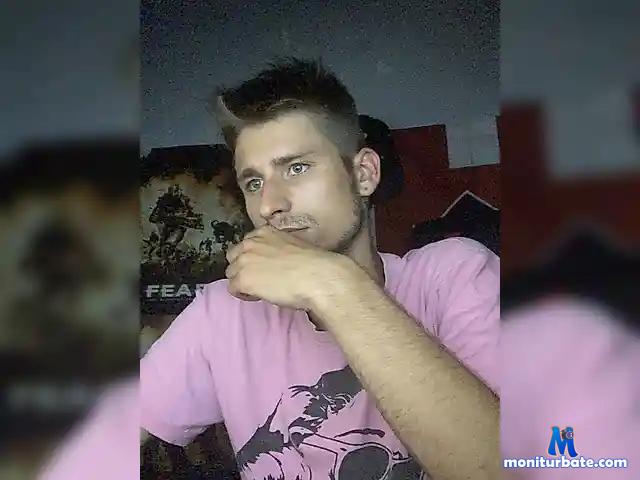 LittleboyMatt bongacams performer male