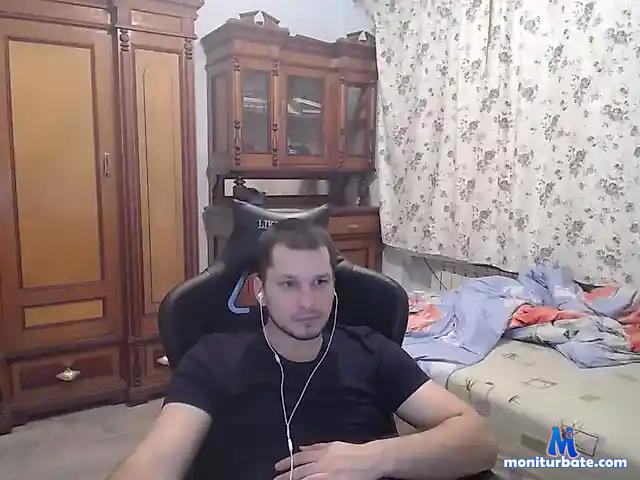 Kickickic bongacams performer male