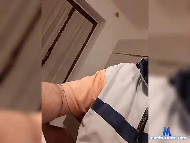 naKedAlchemy bongacams performer male
