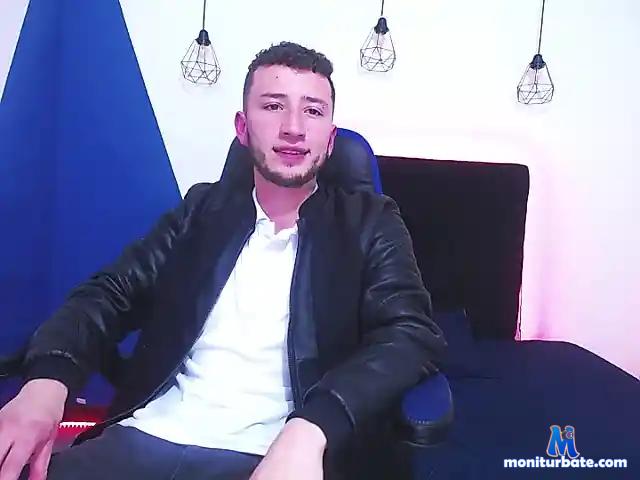 max-steell bongacams performer male