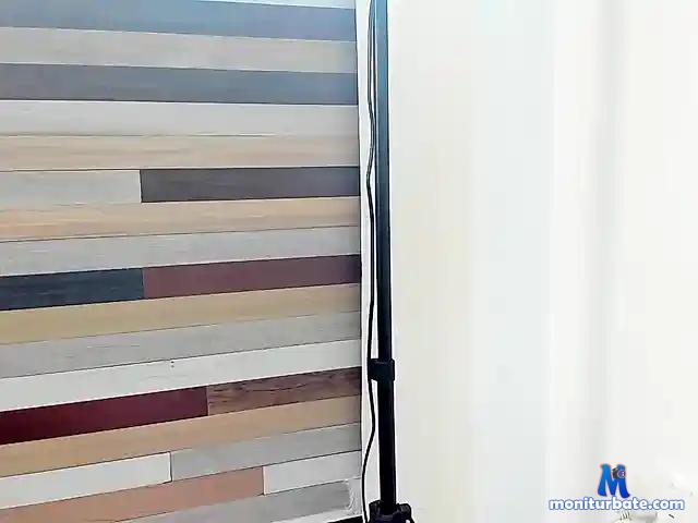 hornybrunettee bongacams performer shemale