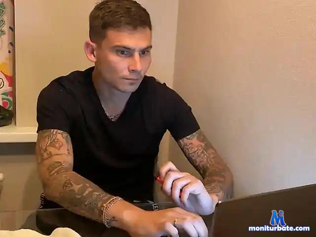 StarSwagSolo bongacams performer male