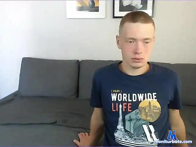 TobiasVi bongacams performer male