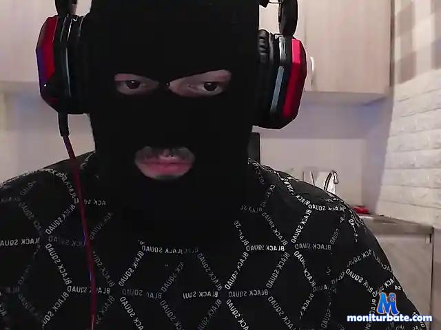 Mr-Mask bongacams performer male