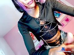 EmilyWillisxx bongacams live cam performer profile