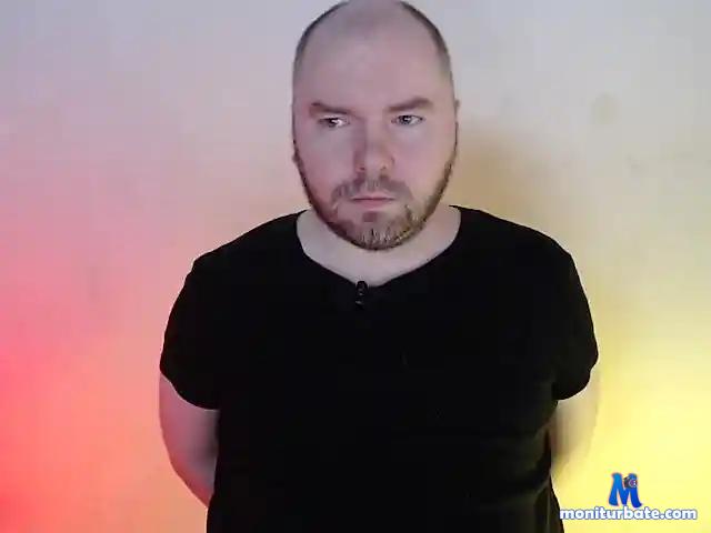 BackToLife bongacams performer male