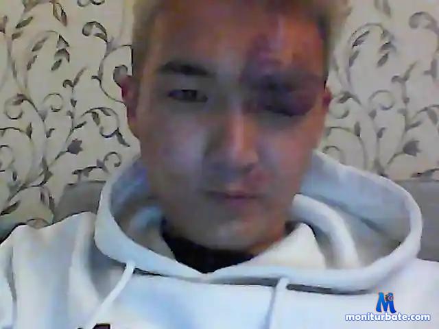Cutiesam bongacams performer male