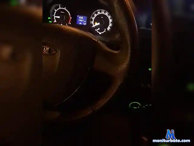 Bidgooo bongacams performer male