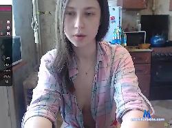 MissIceCream bongacams live cam performer profile