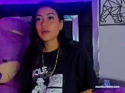 Emmily-Hills bongacams live cam performer profile
