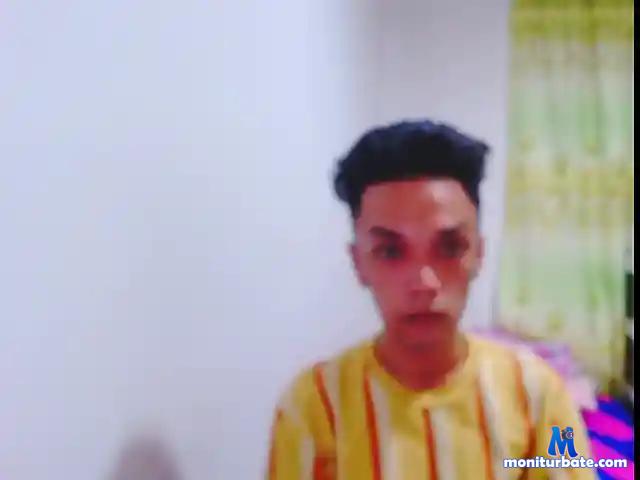 GaryMontecarlo bongacams performer male