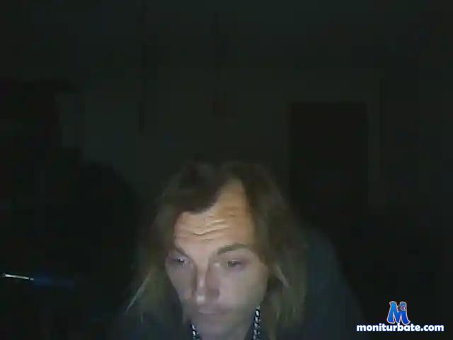 womansouleater bongacams performer male