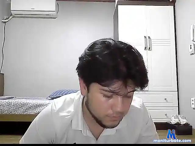 MAKOSYA111 bongacams performer male