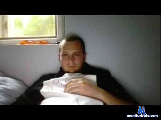 Borodach-228z bongacams performer male