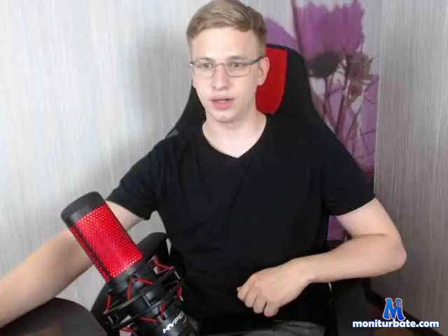 Hell-lynx bongacams performer male