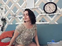 LittleChanel bongacams live cam performer profile