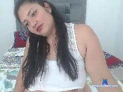 Honey-Girl-km bongacams live cam performer profile