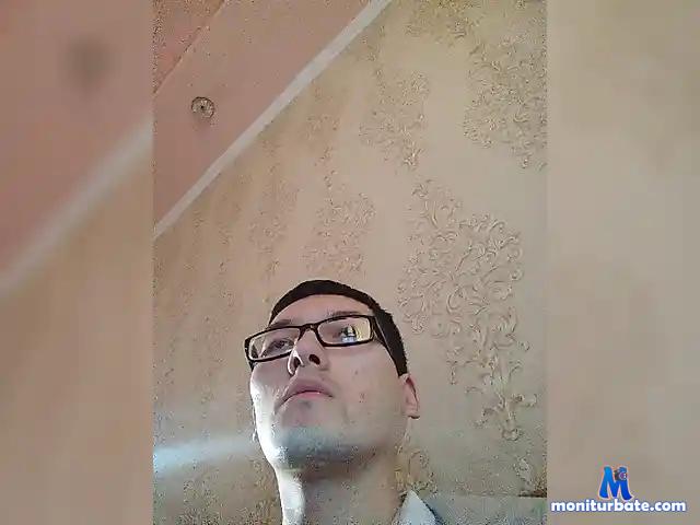 Daniel1997XXX bongacams performer male