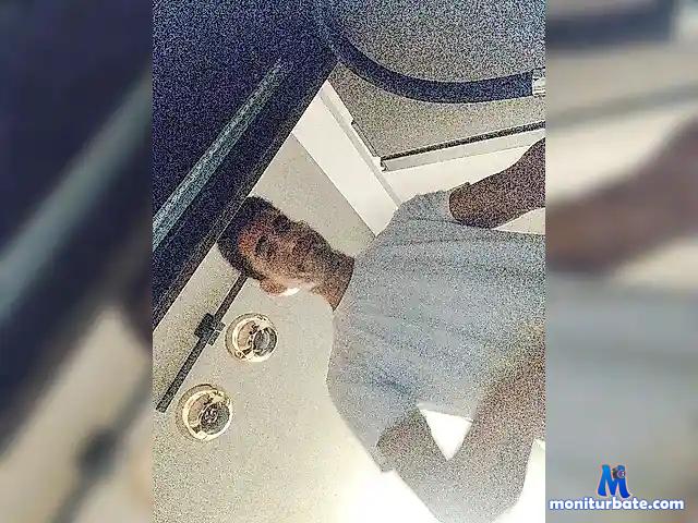 JonhyBest bongacams performer male