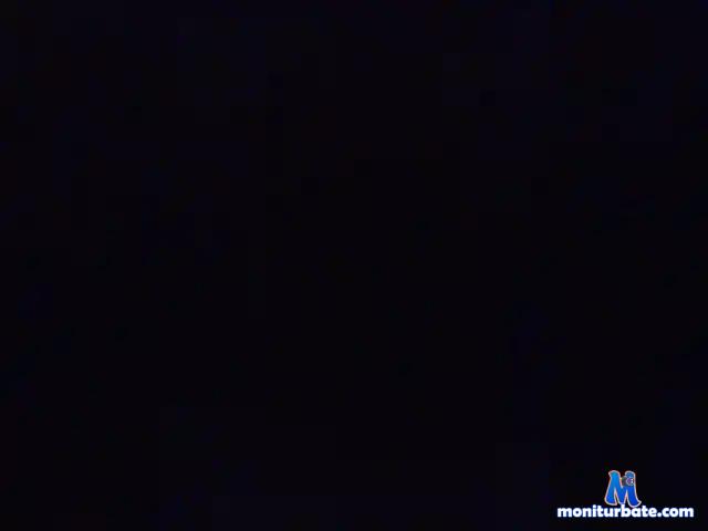 Flow2002 bongacams performer male