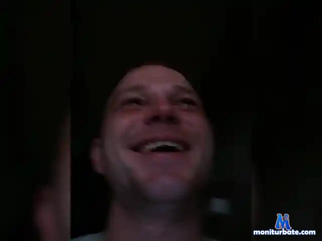 PupSik13123 bongacams performer male