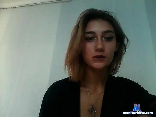 ElinaIngle bongacams performer female