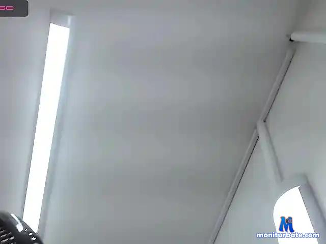 Leslieyou bongacams performer female