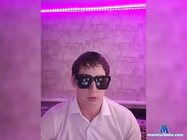 Klaye bongacams performer male