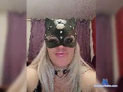 miss-kiss-kiss bongacams live cam performer profile