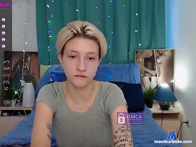 KateShave bongacams performer female