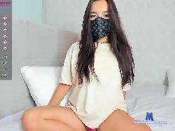 MiaKross bongacams live cam performer profile