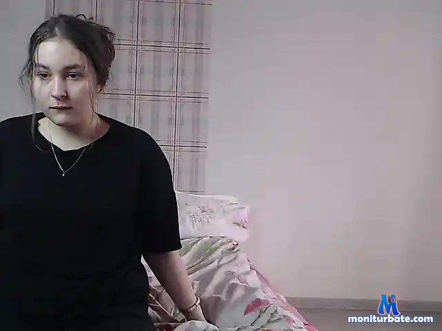 EmmaBrout bongacams performer female