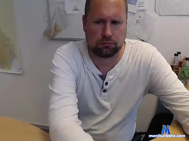 Tj1sen bongacams performer male