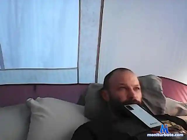 bedbandits bongacams performer male